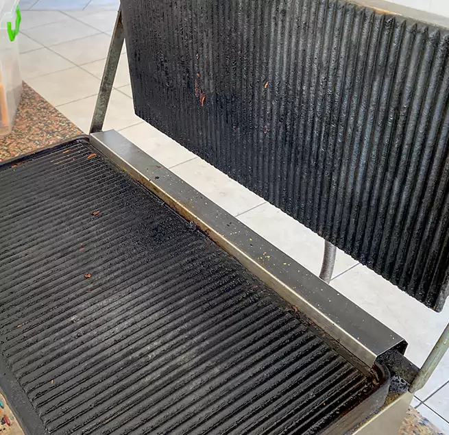 Why Homeowners & Businesses Trust Us in Des Plaines, IL?